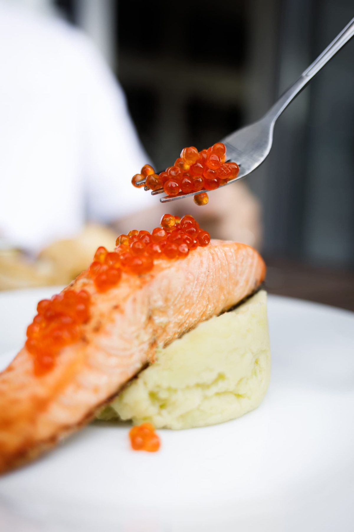 Red chum salmon caviar 100g - Image 4